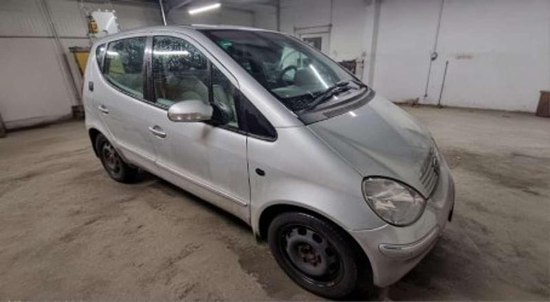 Gebraucht Mercedes A170 Elegance 120 PS (88 kW) 2004 Silber Limousine