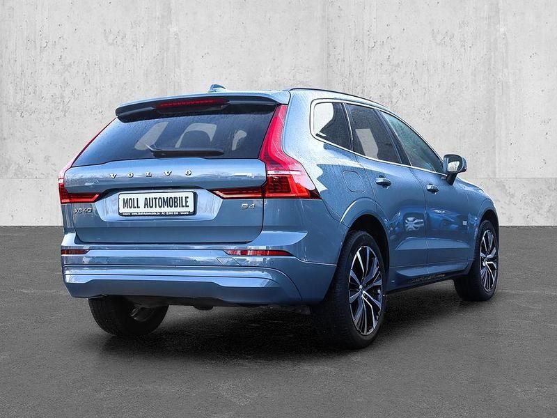 Gebraucht Volvo XC60 Core 197 PS (144 kW) 2023 Thunder grey SUV