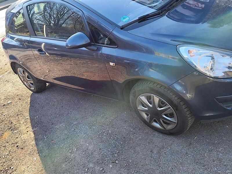 Gebraucht Opel Corsa 80 PS (58 kW) 2009 Kleinwagen