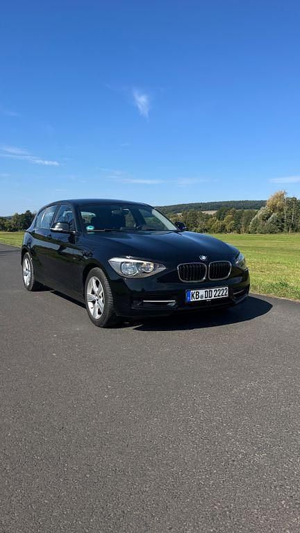 Schwarz Gebraucht 2014 BMW 116 Sport Line Kleinwagen | 10.250 € (Guter Preis) - Bild 1/4