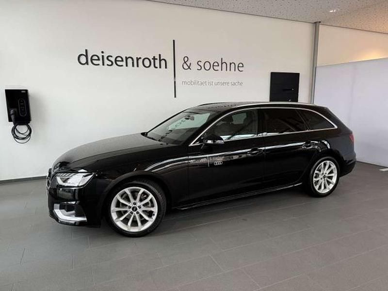 Mythosschwarz metallic Gebraucht 2024 Audi A4 Advanced Plus Kombi | 41.970 € - Bild 1/4