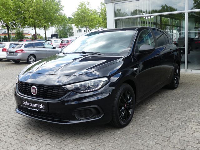 Schwarz Gebraucht 2020 Fiat Tipo Street Limousine | 12.800 € (Fairer Preis) - Bild 1/4