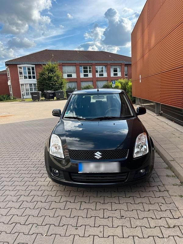 Schwarz Gebraucht 2009 Suzuki Swift Kleinwagen | 1.950 € - Bild 1/4