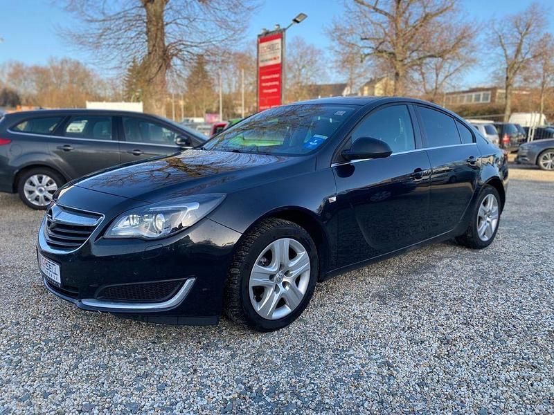 Gebraucht Opel Insignia Edition 170 PS (125 kW) 2015 Grau Limousine