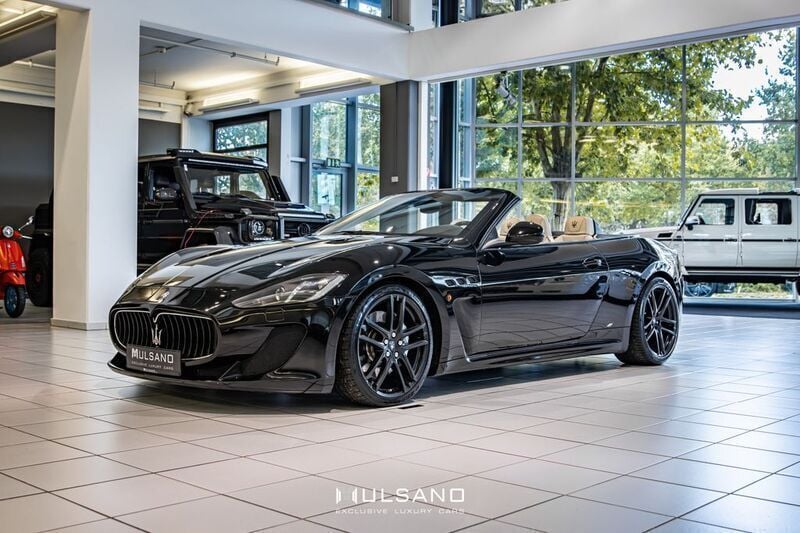 Schwarz Gebraucht 2013 Maserati GranCabrio Cabrio | 80.900 € - Bild 1/4