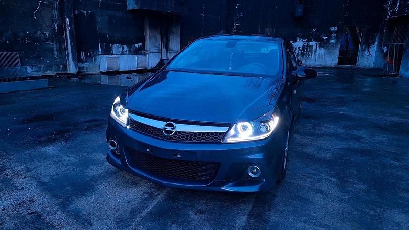 Gebraucht Opel Astra GTC OPC 140 PS (102 kW) 2008 Blau Coupé