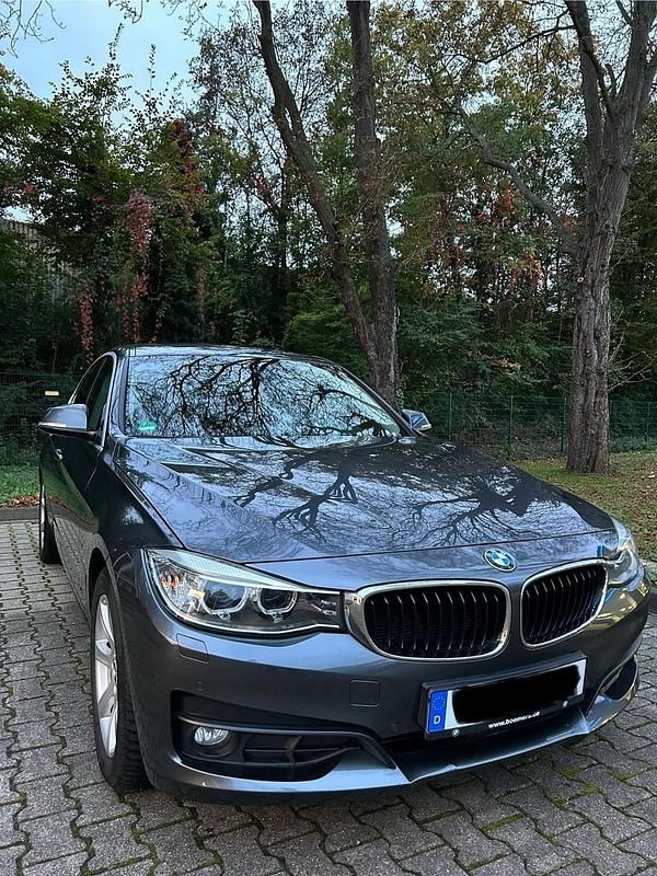 Grau Gebraucht 2014 BMW 320 Gran Turismo Limousine | 10.900 € (Guter Preis) - Bild 1/4
