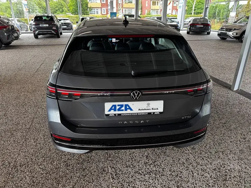 Neu VW Passat Elegance 150 PS (110 kW) 2026 Grau Kombi