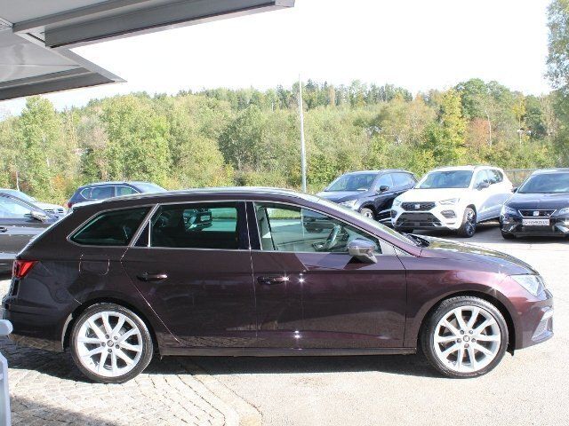 Gebraucht Seat Leon ST FR 184 PS (135 kW) 2017 Violett metallic Kombi
