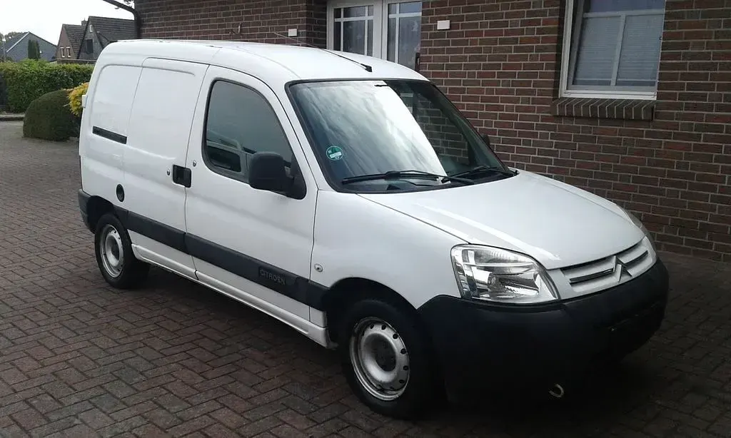 Used Citroën Berlingo First 75 HP (55 kW) 2008 White Minivan