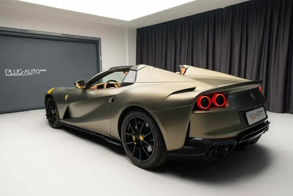 Gebraucht Ferrari 812 812 PS (597 kW) 2023 Grün Cabrio