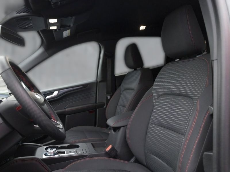 Gebraucht Ford Kuga ST-Line 190 PS (139 kW) 2023 Silber SUV