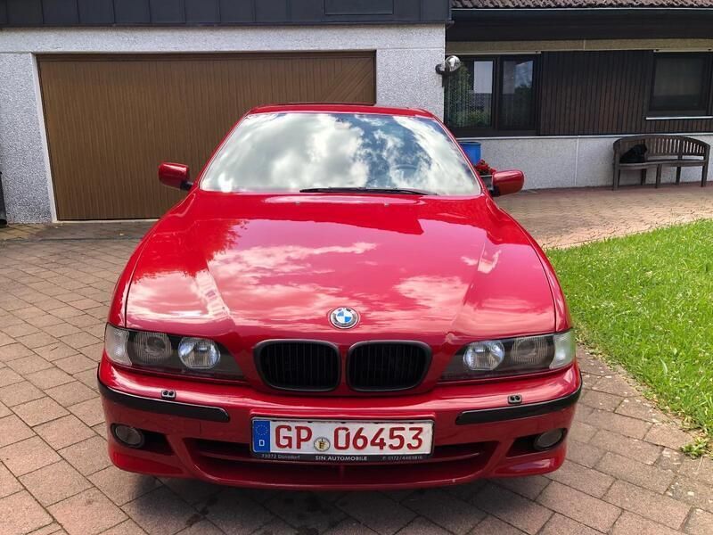 Gebraucht BMW 528 M Sport 193 PS (141 kW) 1999 Rot Limousine
