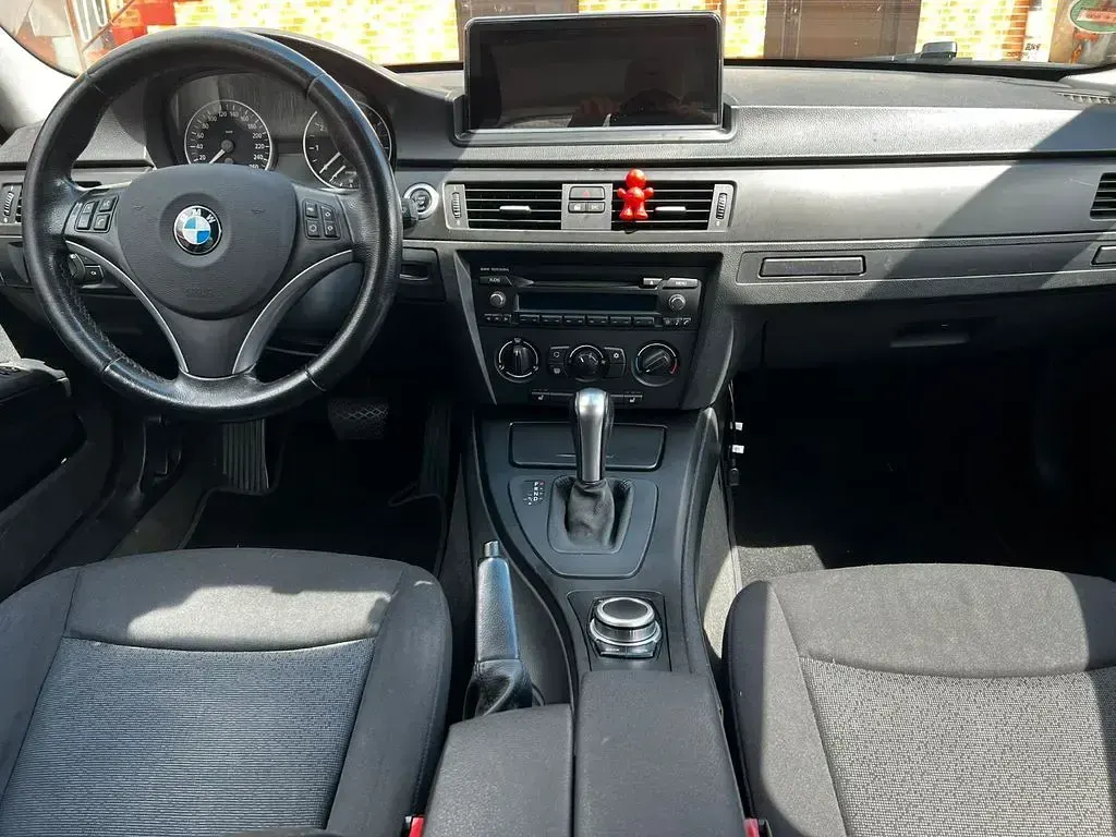 Gebraucht BMW 320 Performance 150 PS (110 kW) 2006 Silber Kombi