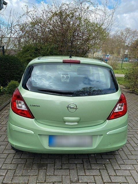 Gebraucht Opel Corsa 80 PS (58 kW) 2009 Grün Kleinwagen