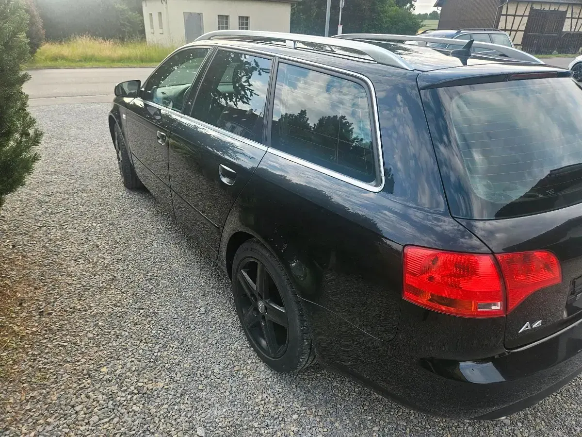 Gebraucht Audi A4 140 PS (102 kW) 2007 Schwarz Kombi