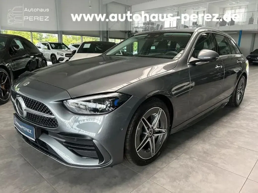 Gebraucht Mercedes 200 AMG 204 PS (150 kW) 2024 Selenitgrau (metallic) Kombi