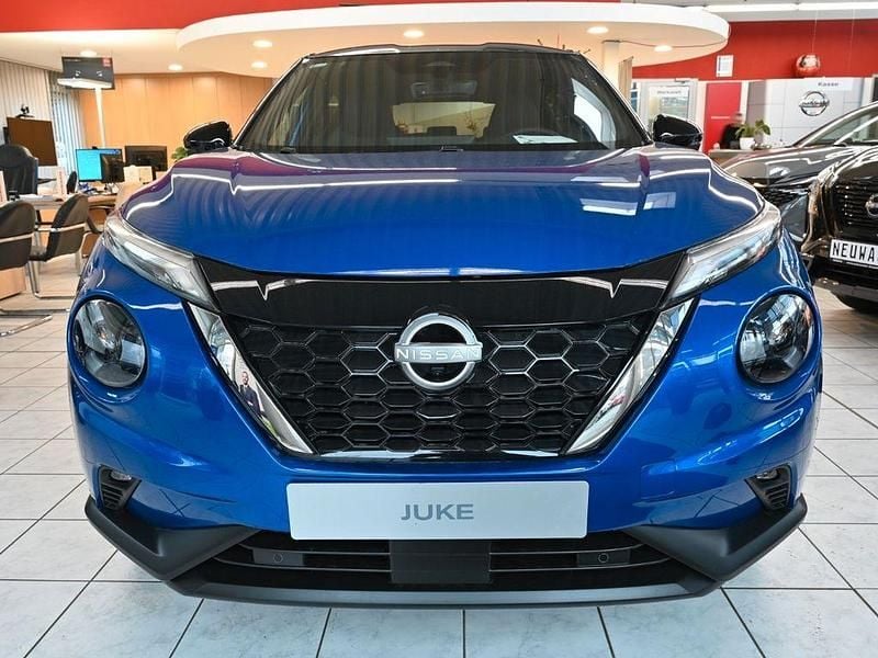 Neu Nissan Juke 360º 143 PS (105 kW) 2025 Magnetic blue SUV