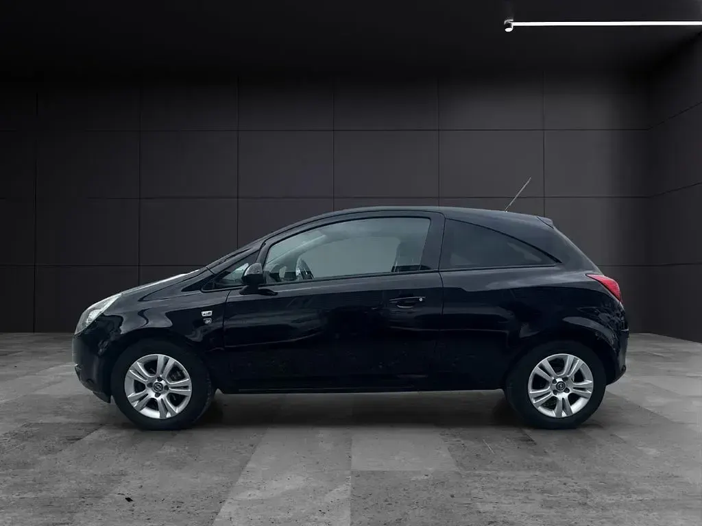 Gebraucht Opel Corsa Edition 69 PS (50 kW) 2010 Schwarz Kleinwagen