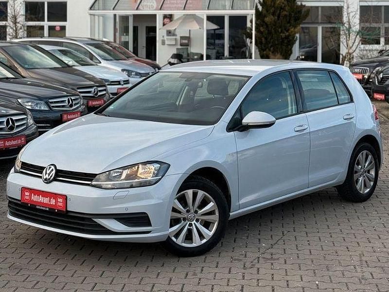 Gebraucht VW Golf VII 110 PS (80 kW) 2017 Silber Limousine