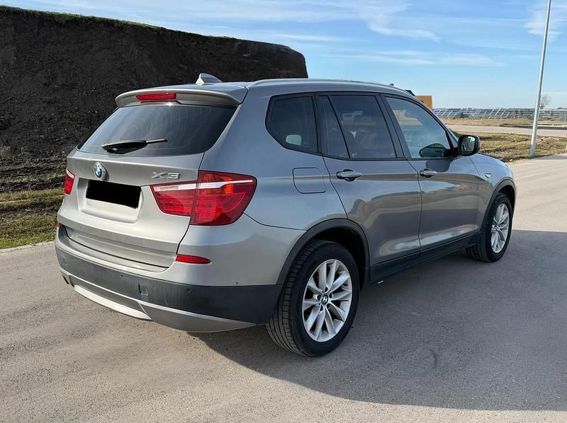 Gebraucht BMW X3 184 PS (135 kW) 2011 Grau SUV