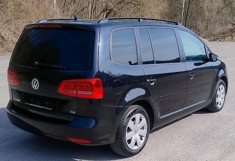Gebraucht VW Touran 140 PS (102 kW) 2014 Schwarz Van / Kleinbus
