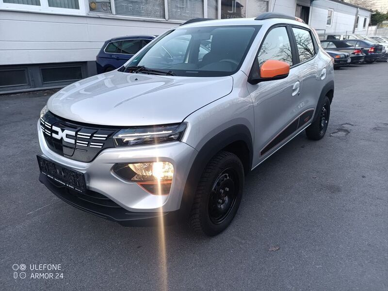 Grau Gebraucht 2023 Dacia Spring Essentiel Kleinwagen | 11.999 € (Guter Preis) - Bild 1/4