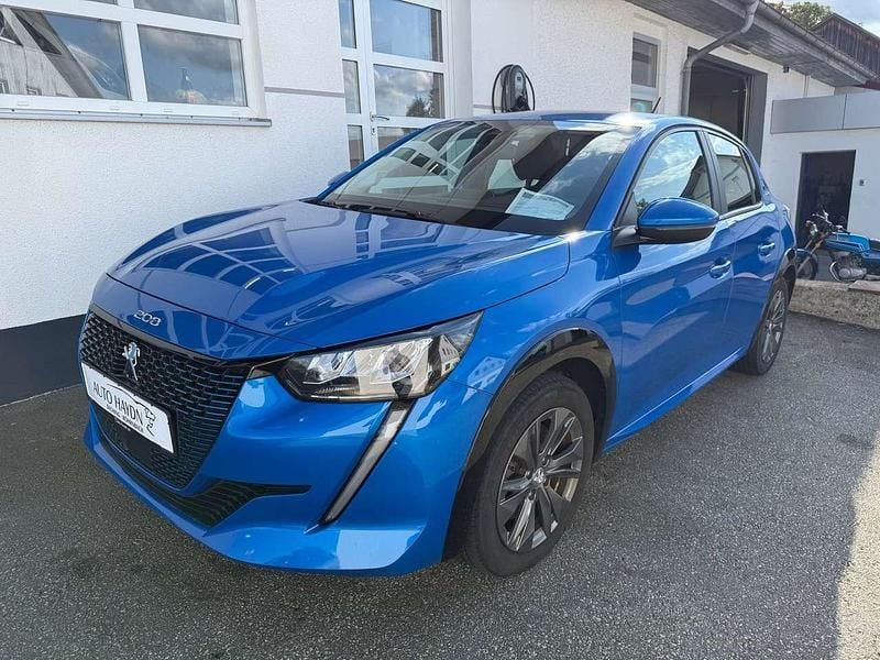 Gebraucht Peugeot e-208 Active 100 kW (136 PS) 2021 Blau Kleinwagen
