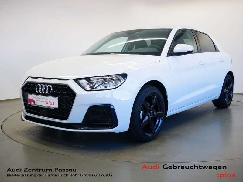 Gletscherweiss metallic Gebraucht 2024 Audi A1 Sportback Advanced Kleinwagen | 23.150 € (Guter Preis) - Bild 1/4