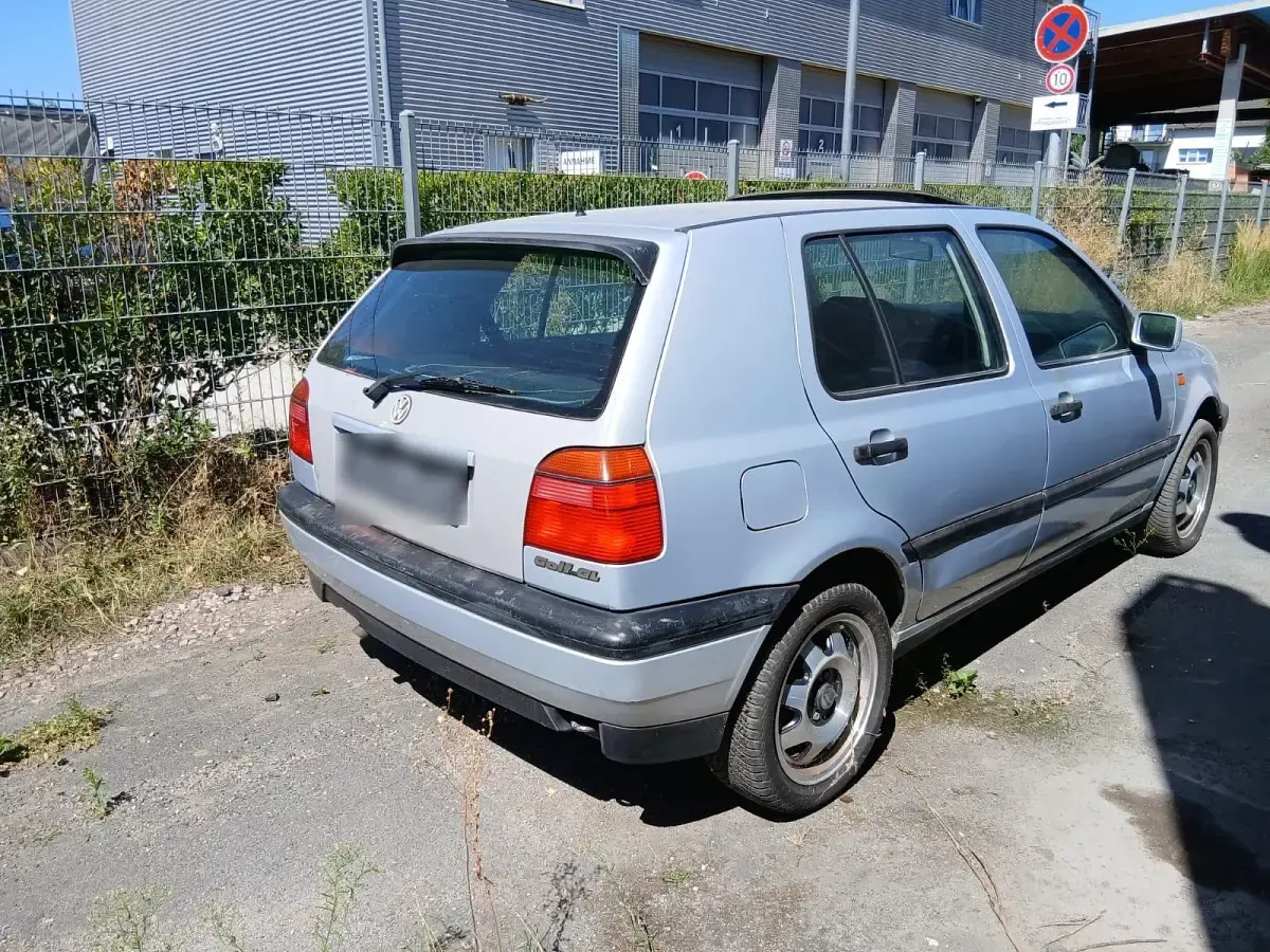 Gebraucht VW Golf III 116 PS (85 kW) 1993 Silber Kleinwagen