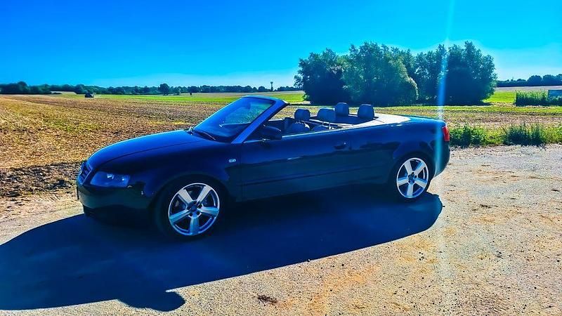 Schwarz Gebraucht 2003 Audi A4 Cabriolet Sport Cabrio | 6.399 € - Bild 1/4