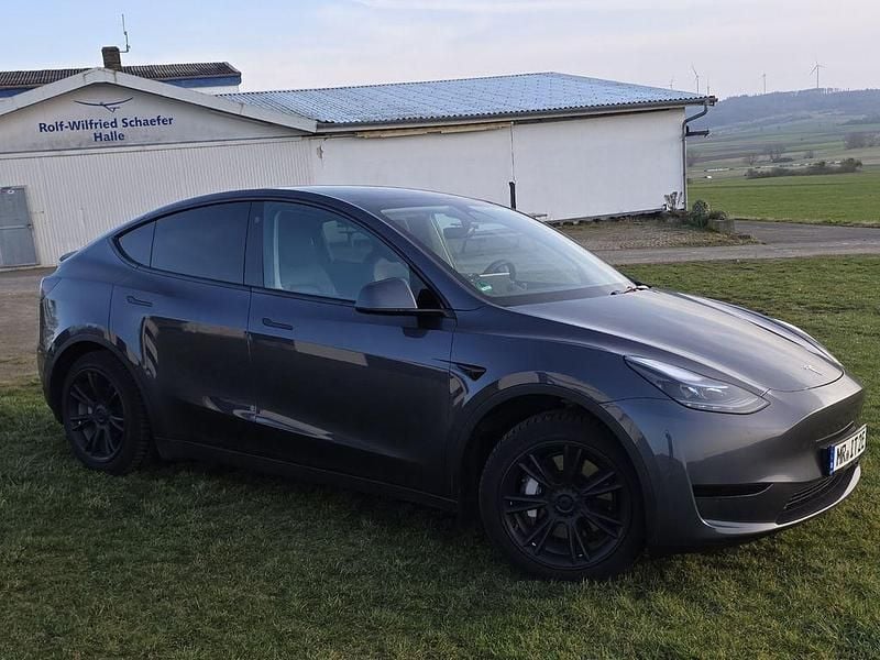 Gebraucht Tesla Model Y Standard Range 219 kW (299 PS) 2023 Grau SUV