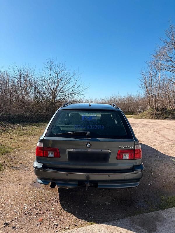 Gebraucht BMW 525 192 PS (141 kW) 2003 Grau Kombi