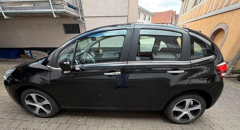 Gebraucht Citroën C3 82 PS (60 kW) 2016 Schwarz Limousine