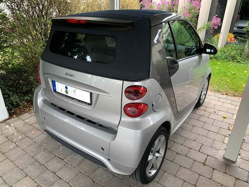 Gebraucht Smart ForTwo Cabrio Passion 84 PS (61 kW) 2014 Silber Cabrio