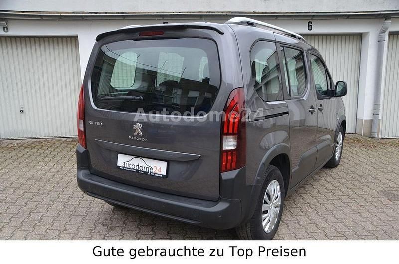 Gebraucht Peugeot Rifter Active 102 PS (75 kW) 2018 Grau Van / Kleinbus