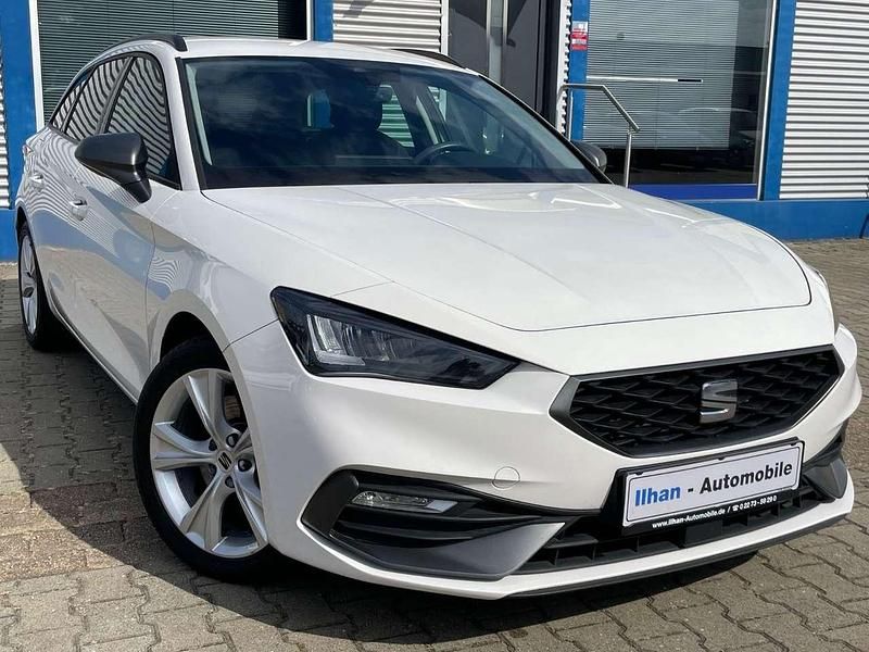 Gebraucht Seat Leon FR 150 PS (110 kW) 2022 White candy Kombi