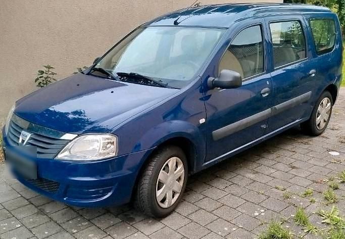 Blau Gebraucht 2009 Dacia Logan Limousine | 1.900 € (Fairer Preis) - Bild 1/4
