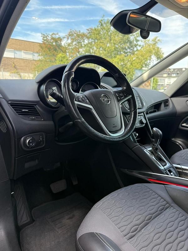 Gebraucht Opel Zafira Tourer Innovation 165 PS (121 kW) 2014 Braun Van / Kleinbus