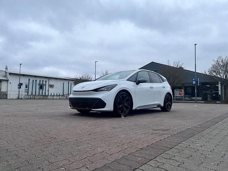 Gebraucht Cupra Born 150 kW (204 PS) 2022 Weiß Kleinwagen