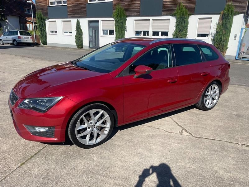 Gebraucht Seat Leon ST FR 184 PS (135 kW) 2015 Rot Kombi