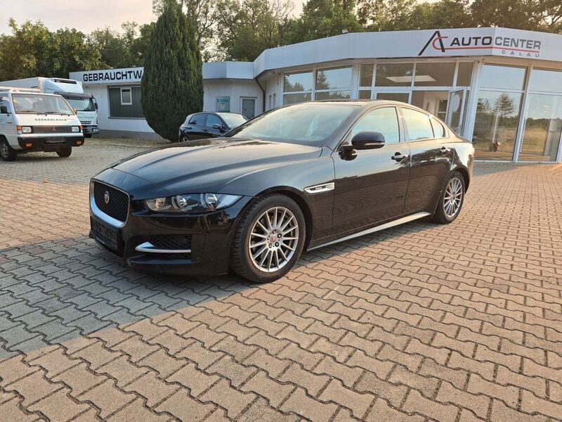 Schwarz Gebraucht 2016 Jaguar XE R-Sport Limousine | 3.999 € (Fairer Preis) - Bild 1/4