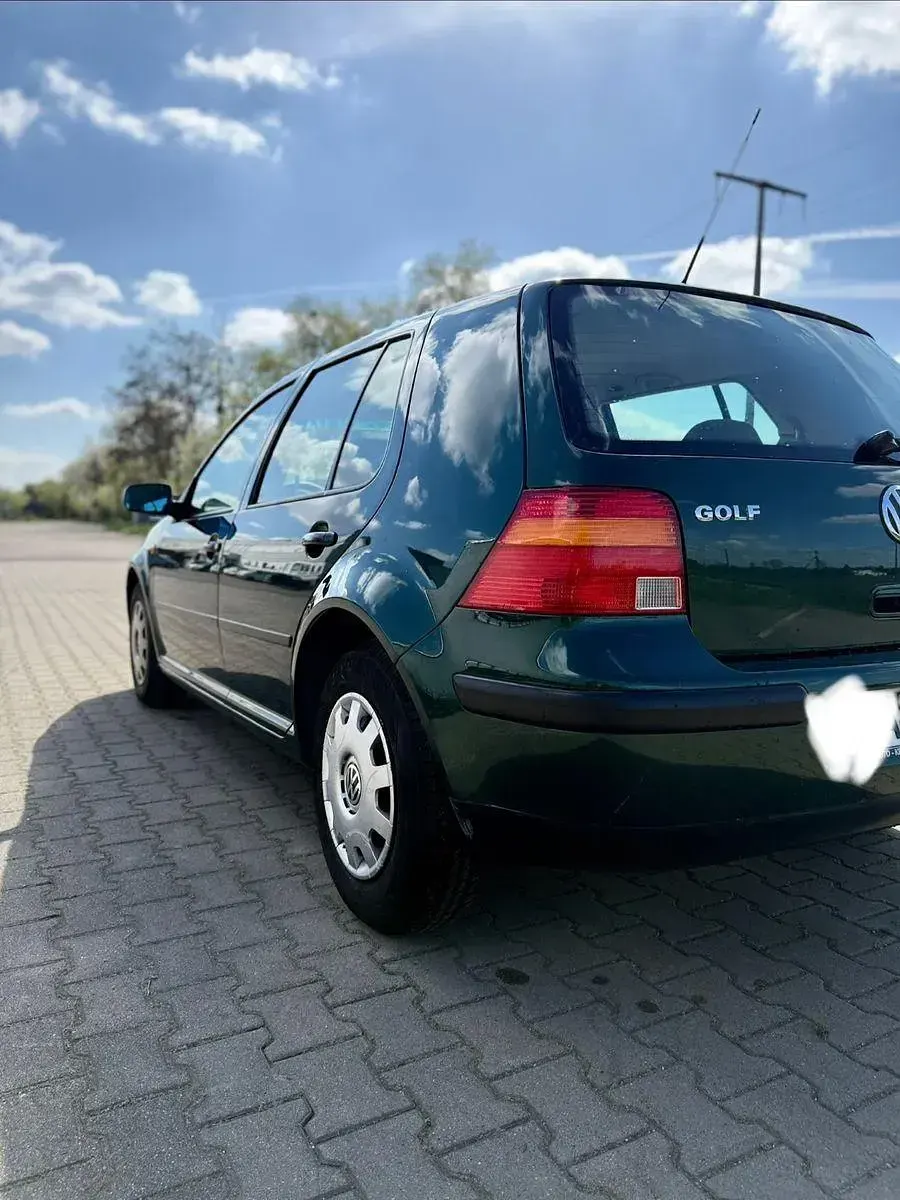 Brugt VW Golf III Basis 75 HK (55 kW) 1998 Grøn Sedan