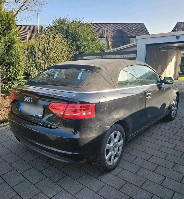 Gebraucht Audi A3 Cabriolet 125 PS (91 kW) 2012 Schwarz Cabrio