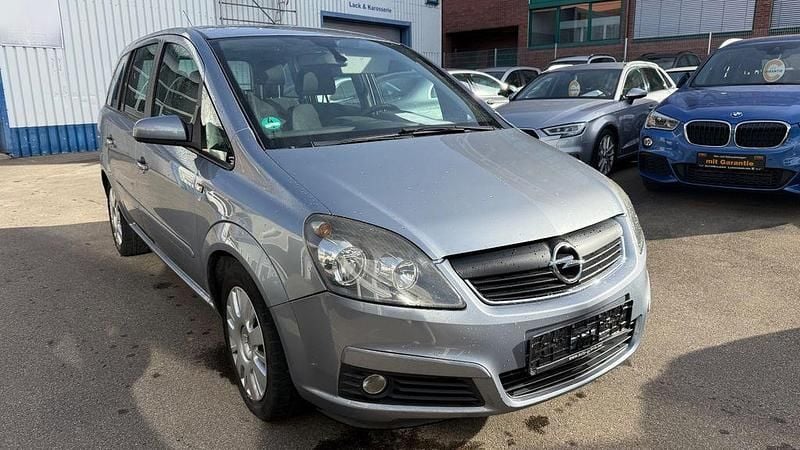 Silber Gebraucht 2007 Opel Zafira Catch Me Van / Kleinbus | 2.199 € (Guter Preis) - Bild 1/4
