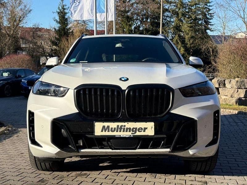 Gebraucht BMW X5 M M Sport 286 PS (210 kW) 2025 Minerlaweiß (metallic) SUV