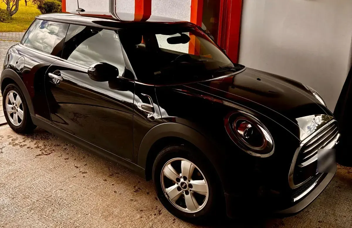 Gebraucht Mini Cooper 136 PS (100 kW) 2020 Schwarz Kleinwagen