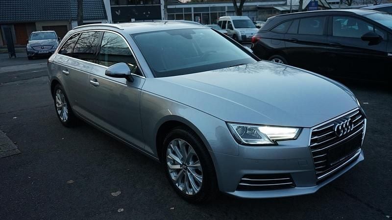 Silber Gebraucht 2016 Audi A4 Design Kombi | 16.450 € (Superpreis) - Bild 1/4