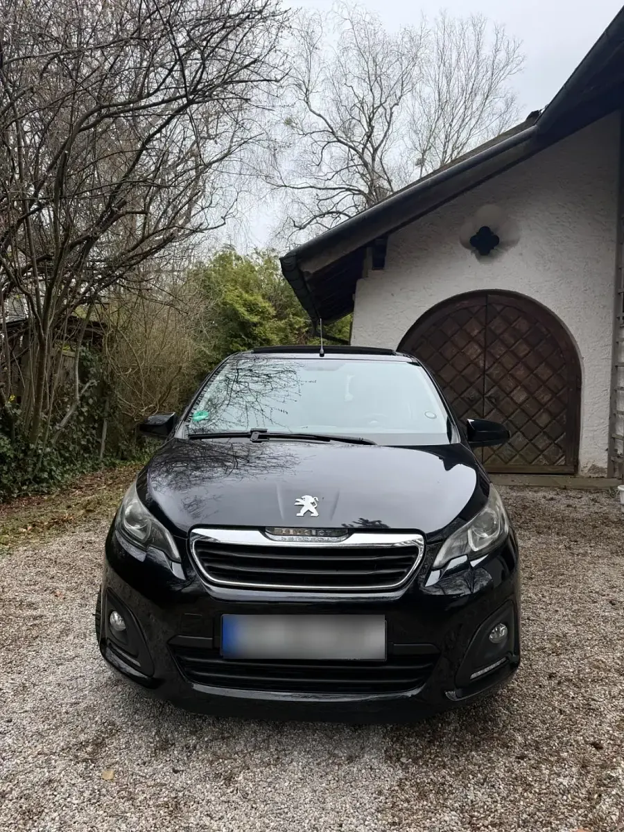 Gebraucht Peugeot 108 69 PS (50 kW) 2014 Schwarz Kleinwagen