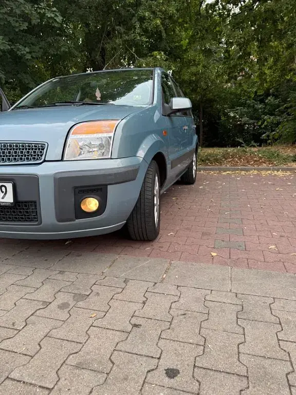 Gebraucht Ford Fusion 101 PS (74 kW) 2009 Blau Kleinwagen